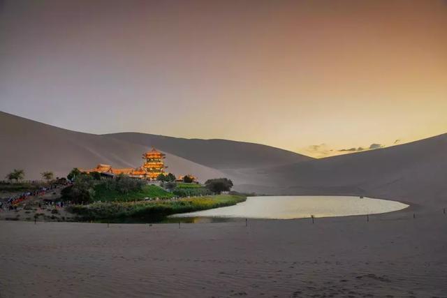 中国夏天最美的一条大环线，去一次终身难忘