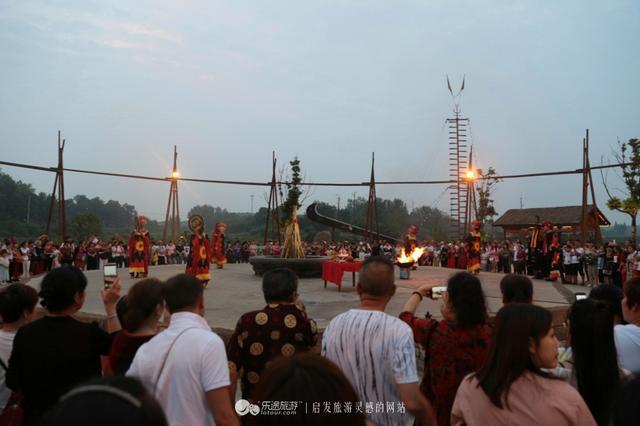 “荆楚原乡 繁华如梦”再探网红地：莫愁村