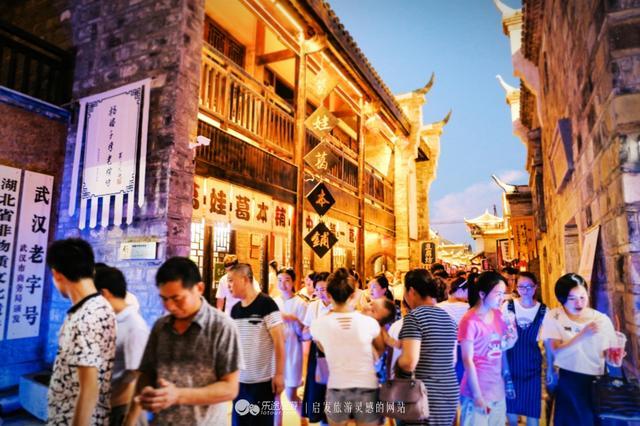 “荆楚原乡 繁华如梦”再探网红地：莫愁村