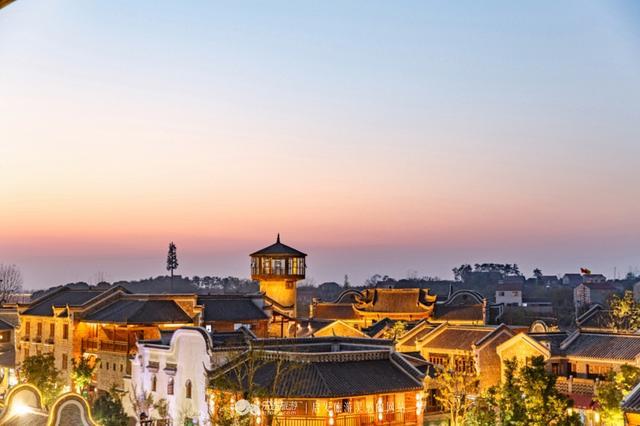 “荆楚原乡 繁华如梦”再探网红地：莫愁村