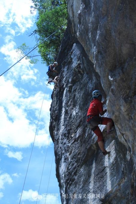 恩施有个石门河，关不住的神奇