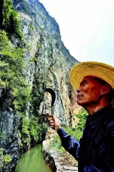 世界上最危险的绝壁天河，就藏在湖北恩施，比郭亮村更惊艳奇绝！