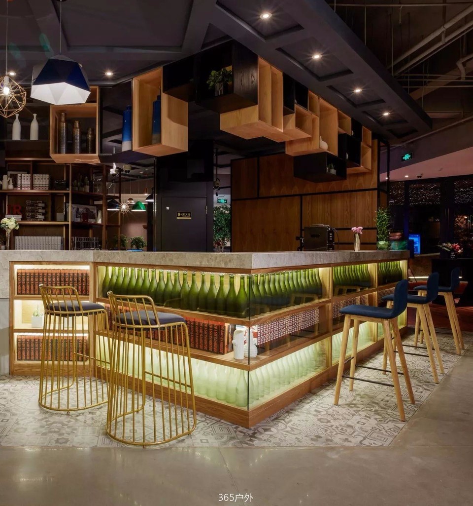 8b7be3b5cf539d7_w1280_h1367