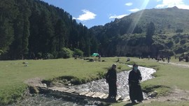 fiD1FvtL8zborlWcxiTsc6ig_AYgzsRrjrNaJN90swLxFVkzRIVQr7yo5ss7jSfe