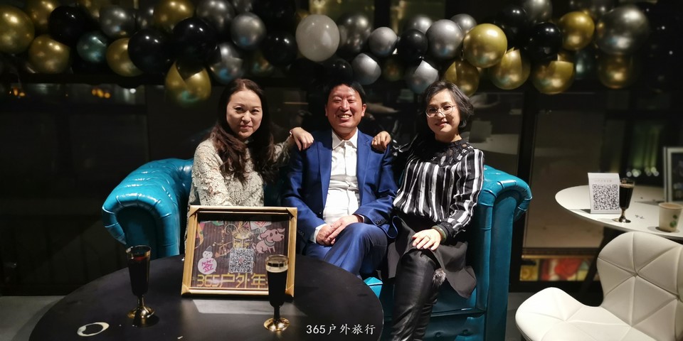 vziA4Pt1_BH7YJxy3Lj_o9Ark6Tgewafb0-SLPdS-trSX1zP8GWBLXQLQSbnPoD1