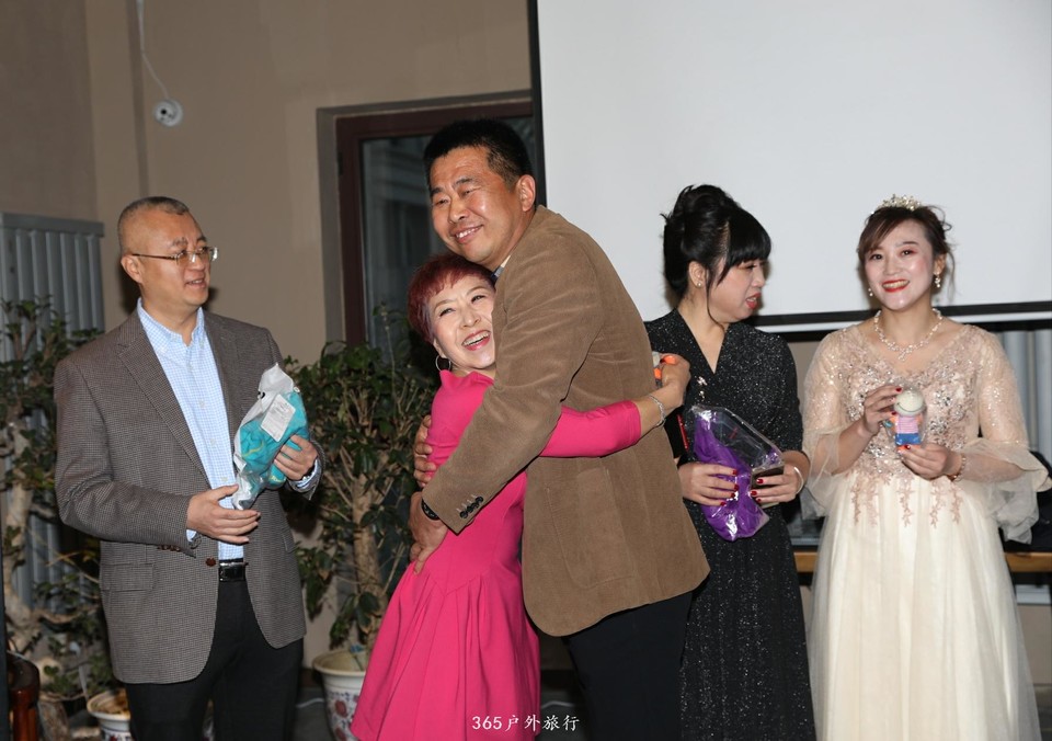 pIU_zumUxt7pKBW7je26WXm1CeUi_RueVd6GX4DnF65_JqOnQqOdnvuyzEm0B1HQ