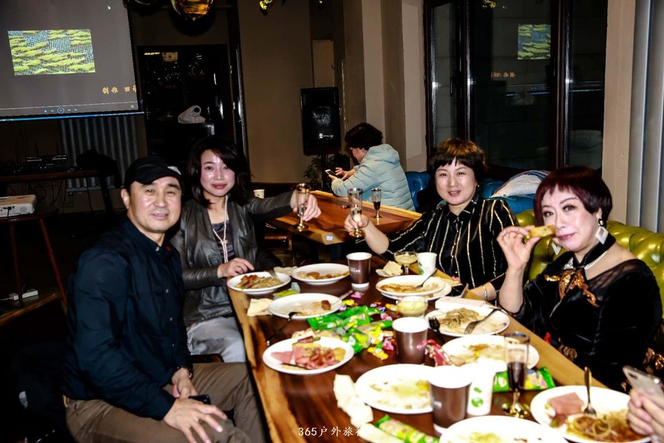 RUVDIK0F6baz-GycBakTnbYu__3lvr4J7PLW67lW6MOVeWyiLBH2wGT--OdfYLgg