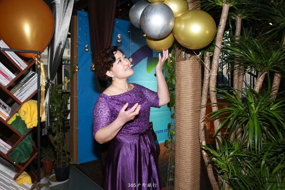 _2UxCLuIkEqW7gjvMiYgrPTWUEaKPauSpQcHljpsNt81V36XQPi_TEX-McrddybP