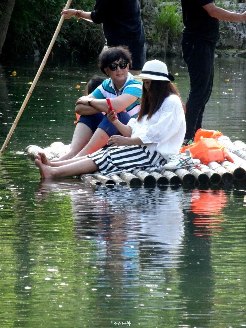 Yo5-z62Q_LQfnpMDtFfPShhh9eHFsjUKt_rJv8DdAZYKy4W-FtyT2_ZCZxugmJSC