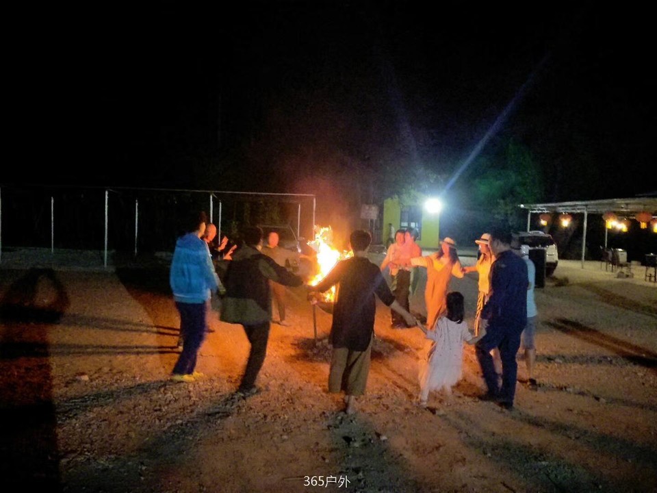 HRcDZhsKg-ynR1nl8LPs7Y4SRlKKS7ch-0DcoQyDObO_nZ5VhLralqCCeSxSJc59