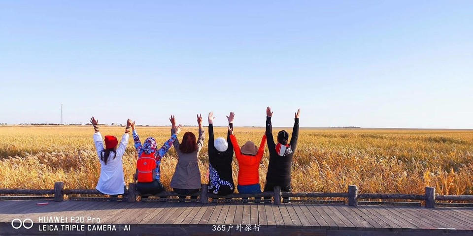 365户外27号红海滩活动大片分享给大家 摄影师 知足者乐（曾潮汉）  活动领队小娜佳