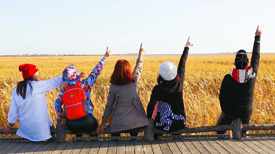 365户外27号红海滩活动大片分享给大家 摄影师 知足者乐（曾潮汉）  活动领队小娜佳