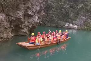 【视频】太空漂浮，屏山“仙本那”