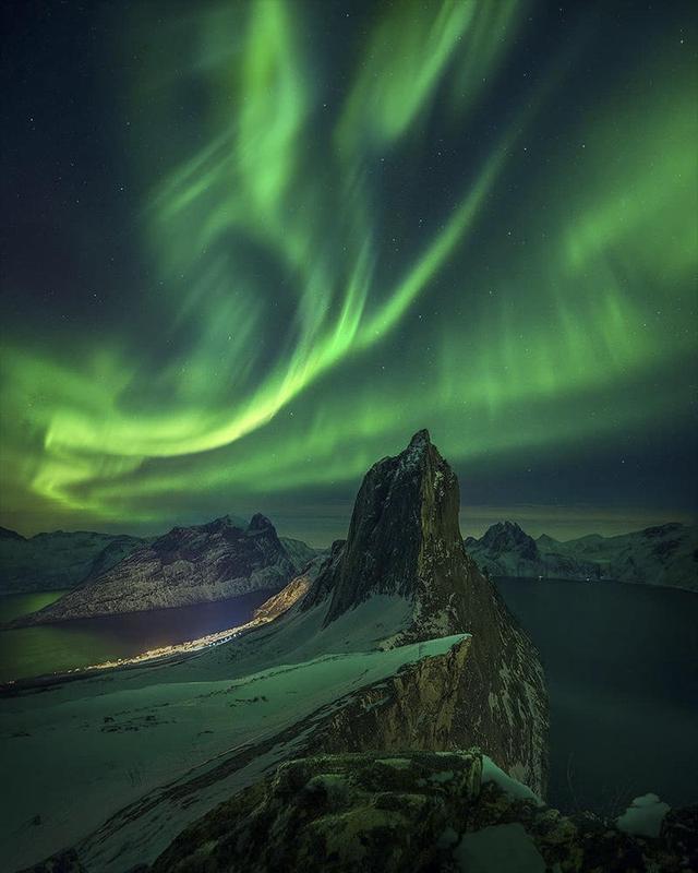 雄浑壮阔的自然景观 领略天地间的壮丽山河