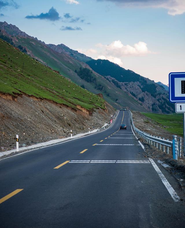 7000公里从北京到新疆，世界最长穿越沙漠的高速G7自驾详细攻略