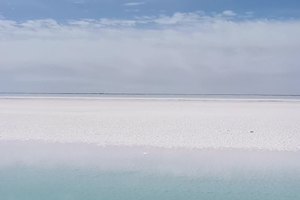 【短视频欣赏】青海*东台吉尔乃湖~中国版的“马尔代夫”