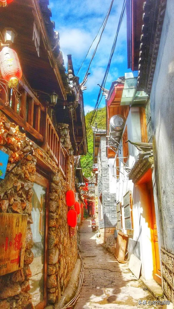 国内不能辜负的12个绝美古镇，累了就去小住几日，你去过几个？