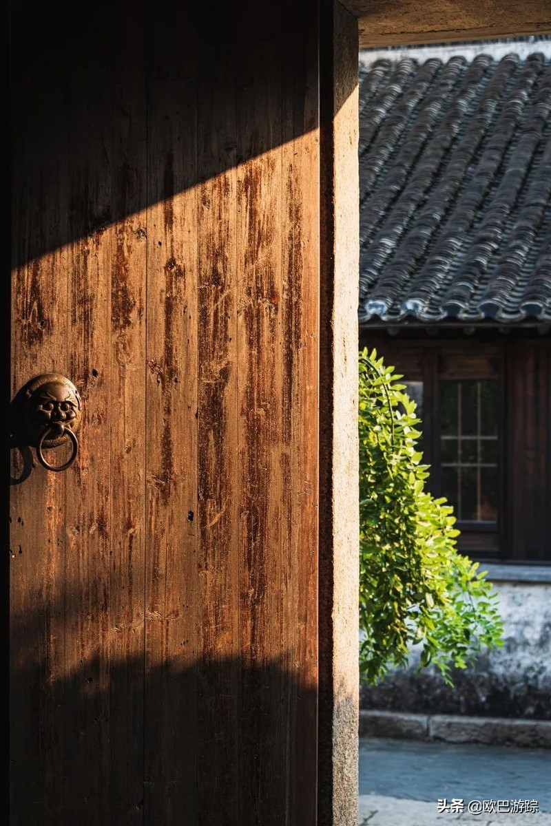 国内不能辜负的12个绝美古镇，累了就去小住几日，你去过几个？