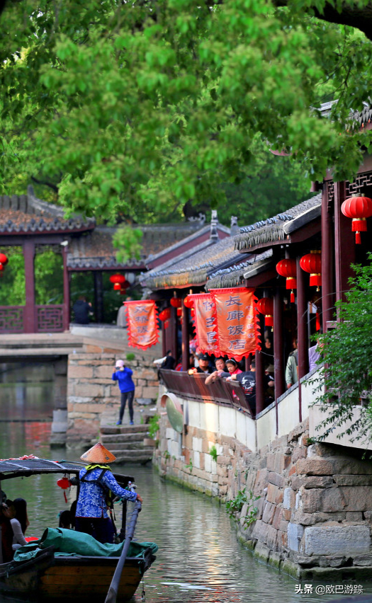 国内不能辜负的12个绝美古镇，累了就去小住几日，你去过几个？