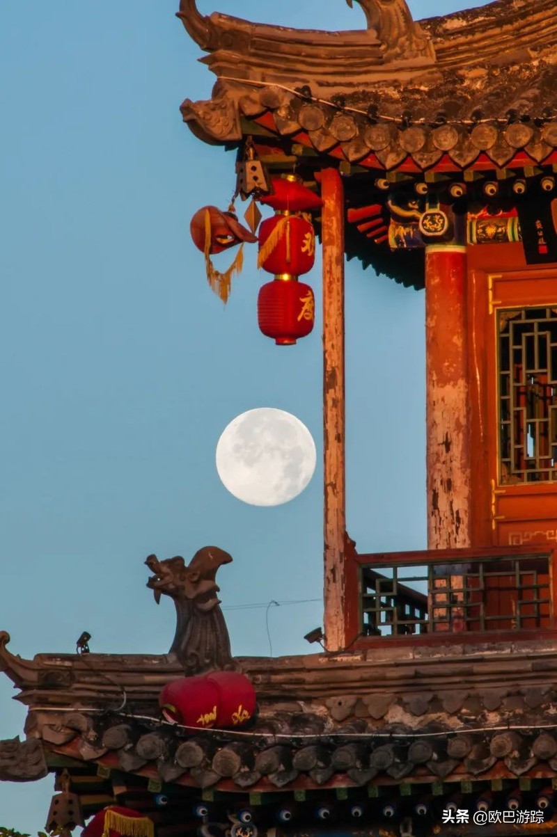 国内不能辜负的12个绝美古镇，累了就去小住几日，你去过几个？