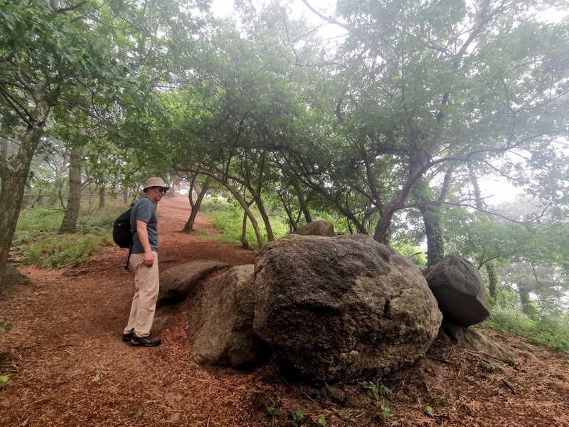 大连小黑山氤氲意境休闲游山