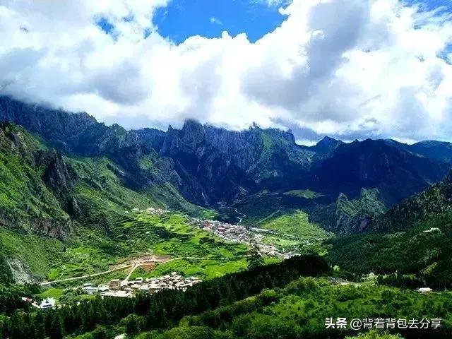 云朵之下扎尕那，人间仙境，给你多样的旅行体验