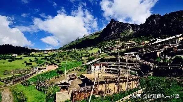 云朵之下扎尕那，人间仙境，给你多样的旅行体验