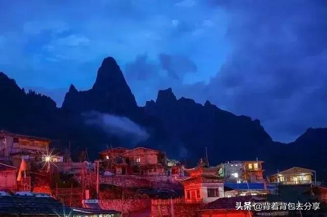 云朵之下扎尕那，人间仙境，给你多样的旅行体验