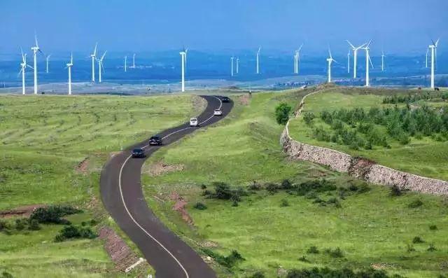 封闭半年，河北草原天路再次开放，再过10天，最美季节即将到来