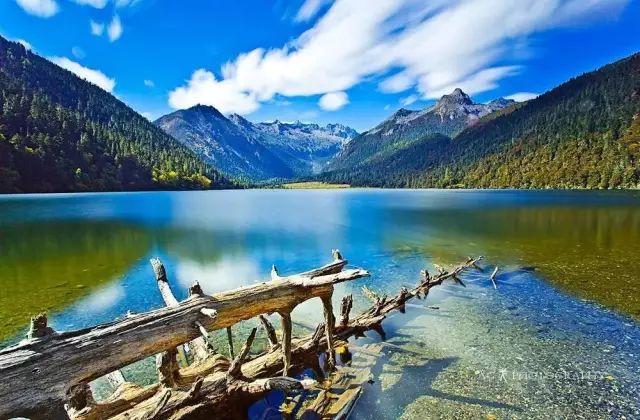 她只是四川的一个州，却霸占了川西美景的半壁江山