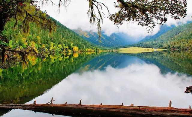 她只是四川的一个州，却霸占了川西美景的半壁江山