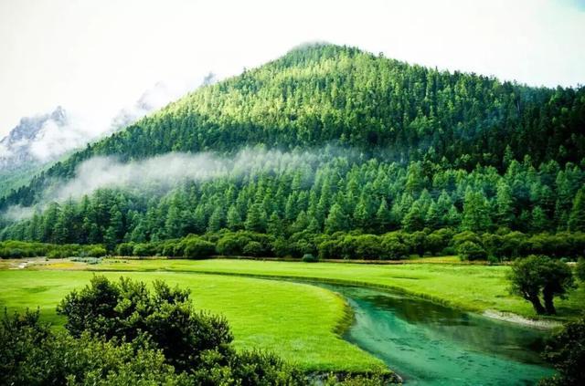 她只是四川的一个州，却霸占了川西美景的半壁江山