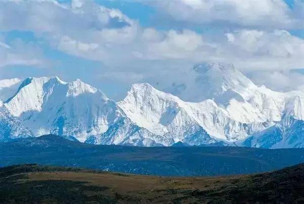 她只是四川的一个州，却霸占了川西美景的半壁江山