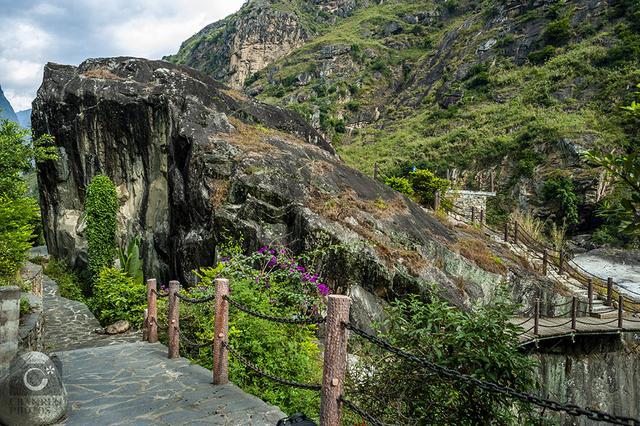 怒江峡谷一次惊悚而神奇的自驾游