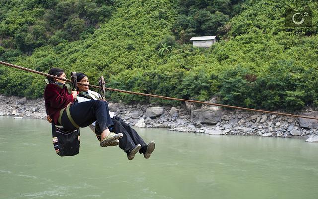怒江峡谷一次惊悚而神奇的自驾游