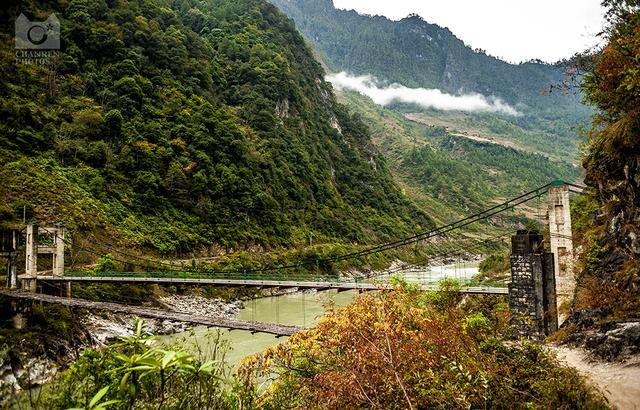 怒江峡谷一次惊悚而神奇的自驾游