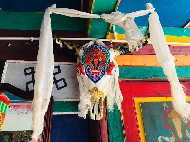 失恋后，我去了色达，在4000米海拔上高反2次，差点要凉！