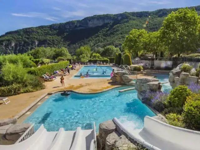 住帐篷也能上瘾？先看看世界上最美的16处露营地