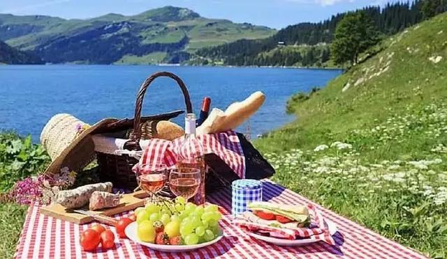 户外露营，是一个小资且自然健康的生活方式