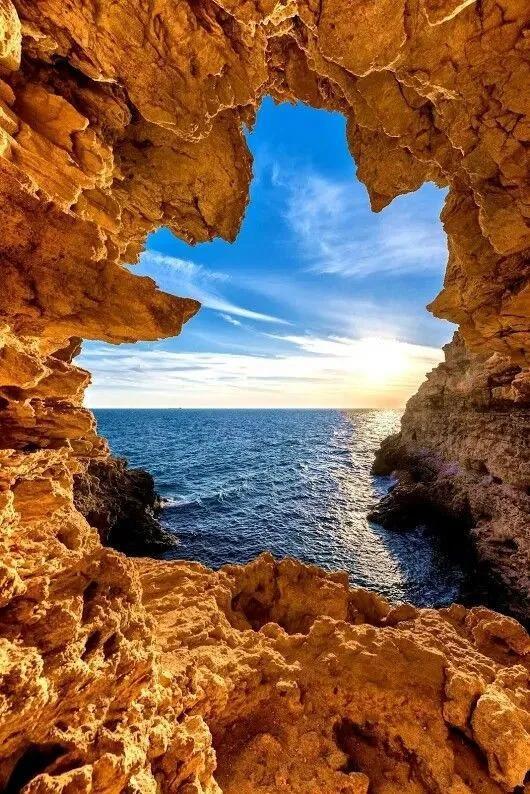 大自然的鬼斧神工，太美了，看完心情愉悦！不给大伙看实在可惜！