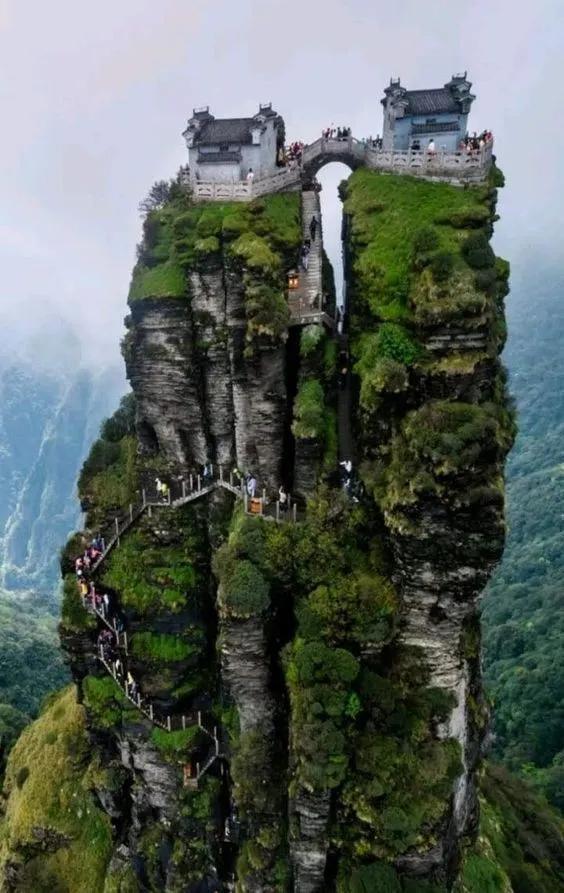 大自然的鬼斧神工，太美了，看完心情愉悦！不给大伙看实在可惜！