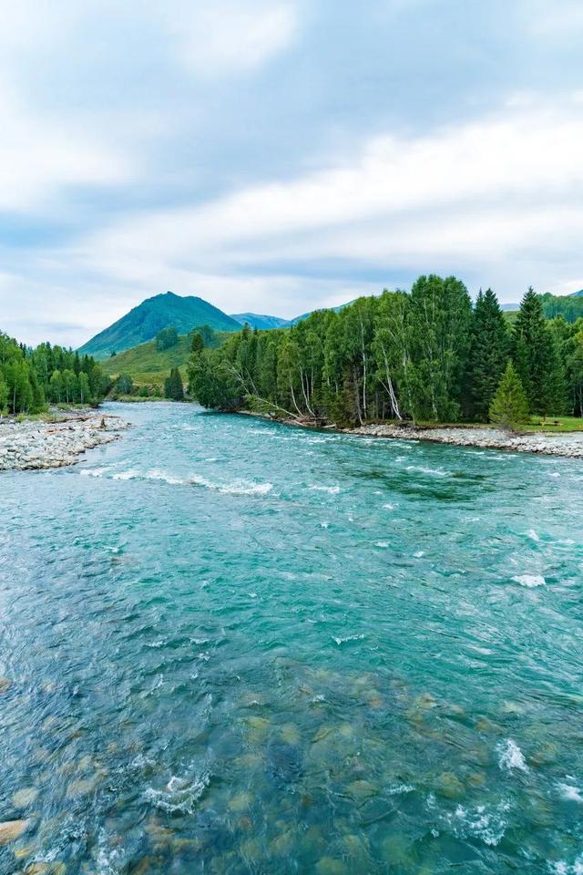 七月，忽然就想去新疆了