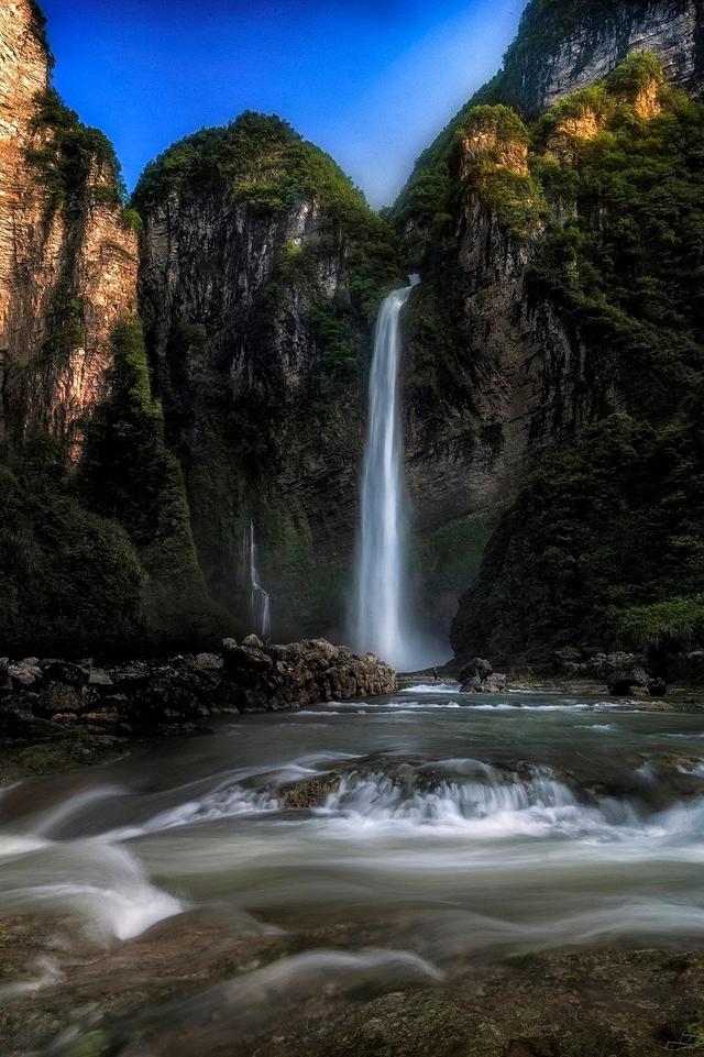 中国到底哪里的瀑布最好看？