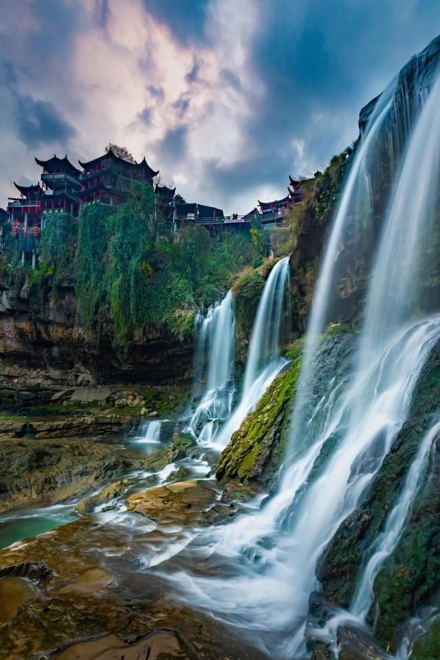 中国到底哪里的瀑布最好看？