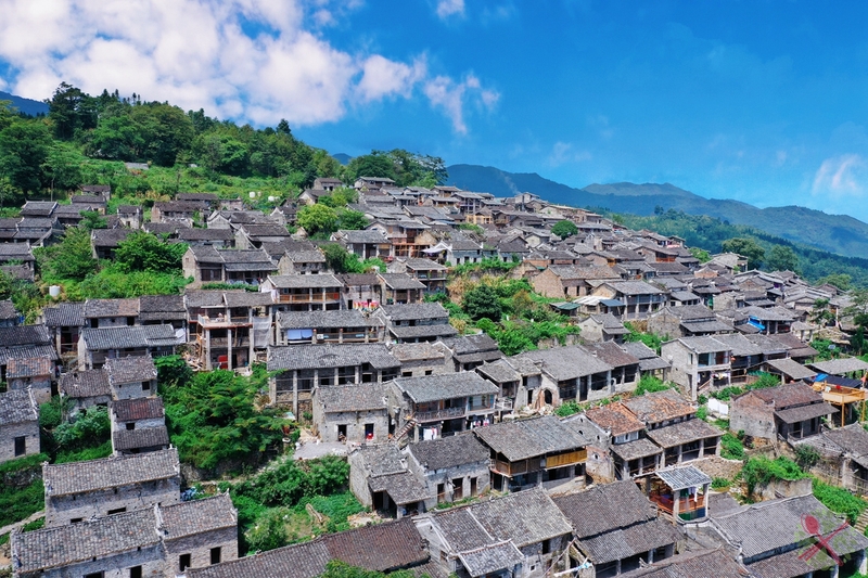世界最大的瑶寨藏在广东深山中,距离广州3.5小时车程