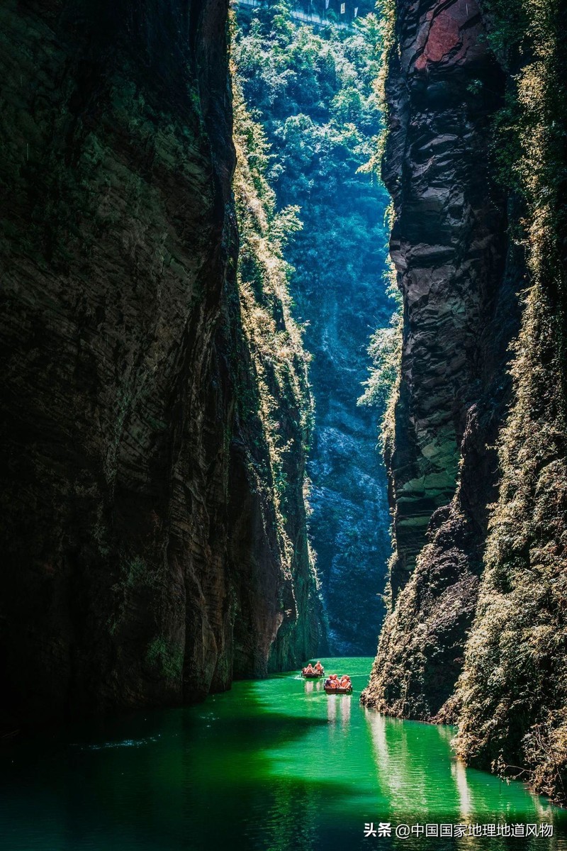 湖北、湖南、重庆交界处的恩施，简直是一座“神仙之城”