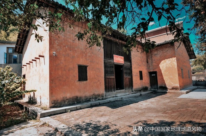 湖北、湖南、重庆交界处的恩施，简直是一座“神仙之城”