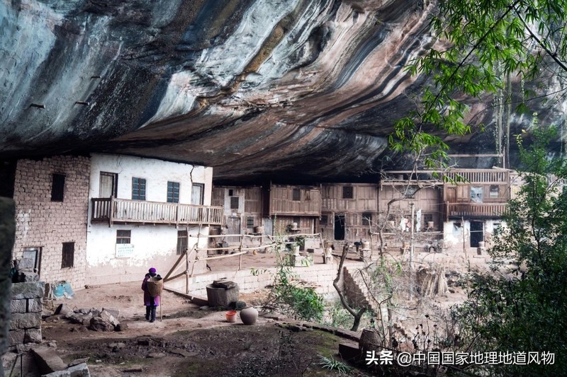 湖北、湖南、重庆交界处的恩施，简直是一座“神仙之城”