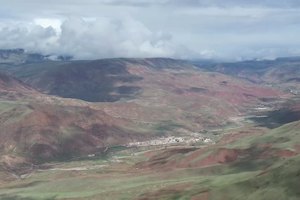 无意中的操作，相机误拍的西藏昌都地区丁青县孜珠寺（内有不适画面）