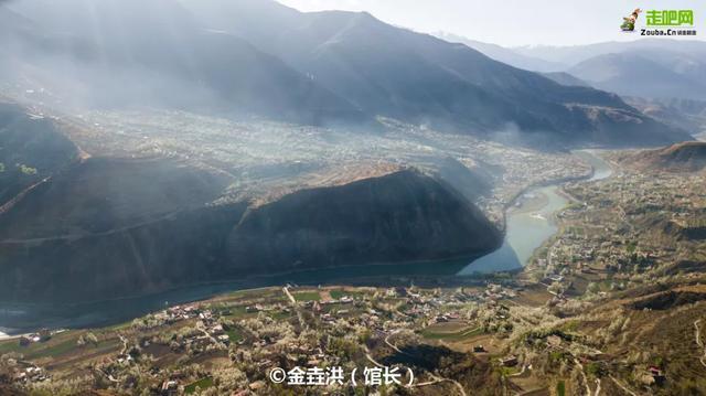 忽如一夜春风来，千树万树梨花开？川藏线最美景观大道完美诠释